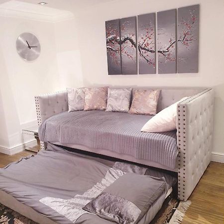 Cozy Muswell Hill 1-Bedroom Flat Λονδίνο Εξωτερικό φωτογραφία