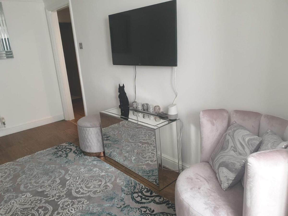 Cozy Muswell Hill 1-Bedroom Flat Λονδίνο Εξωτερικό φωτογραφία